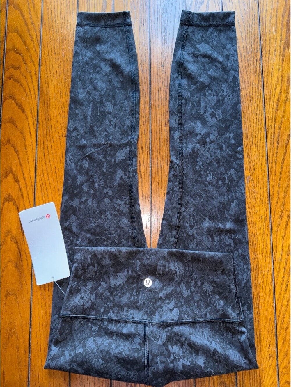 Lululemon Wunder Train High Rise 25” Hideaway Camo Black Size 4 NWT